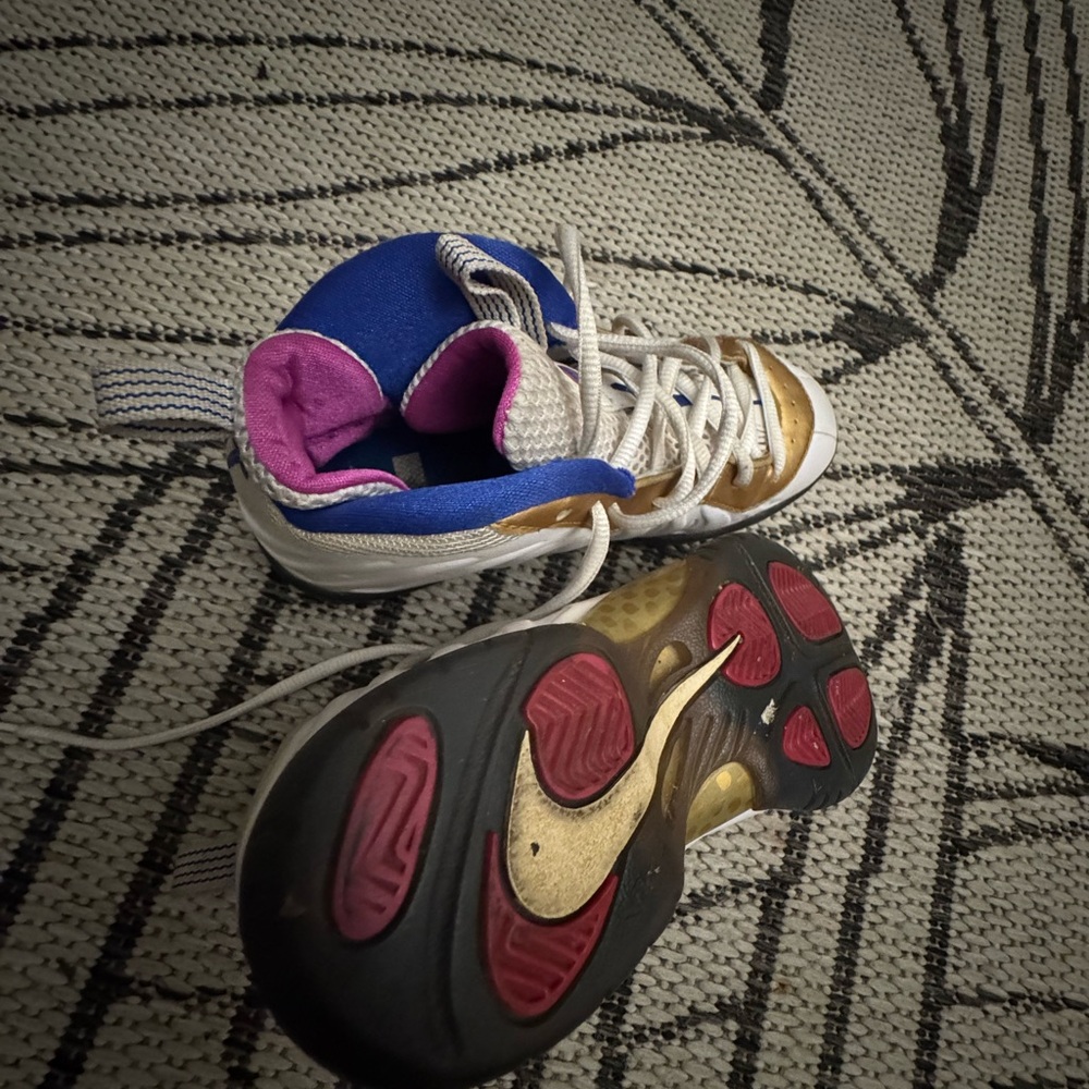 Nike White and Gold Sneakers Foamposite Design - Picture 2 of 5